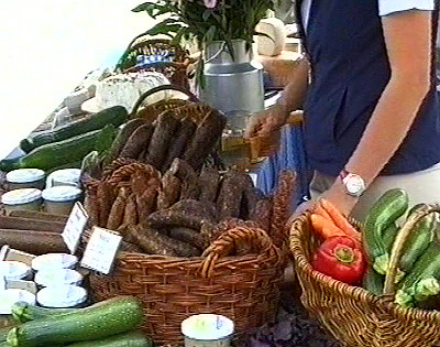 Datei:Doerflichermarkt 19970803 img00000047.jpg