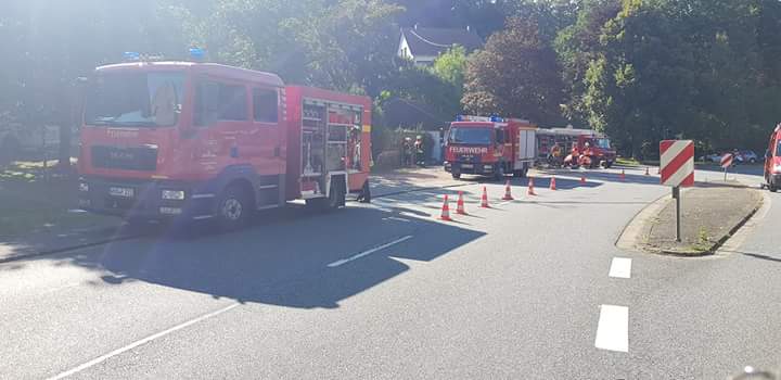 Datei:Einsatzuebung TH VU mit DRK und LB Osterbruecken20180819 20.jpg