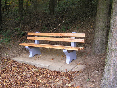 Datei:Tatortdorfmitte2008 03.jpg