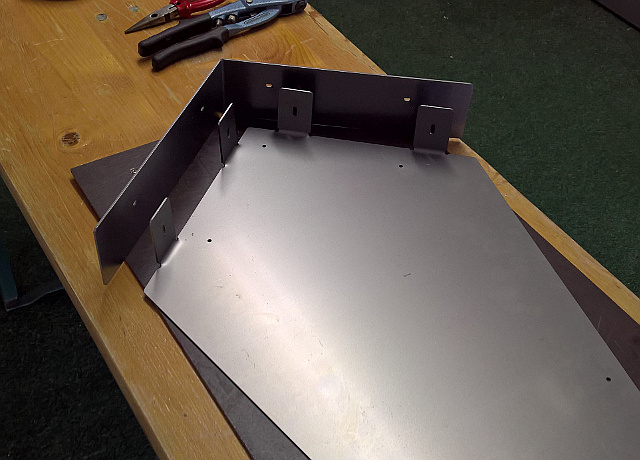 Datei:Vlp haube01.jpg