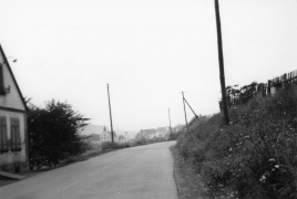 Blickrichtung Norden, Ortseinfahrt Osterbrücken in Höhe Neumeyerstr. 6, 1930er