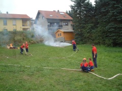 Jugendfeuerwehr Osterbrücken bei einer Übung 2003