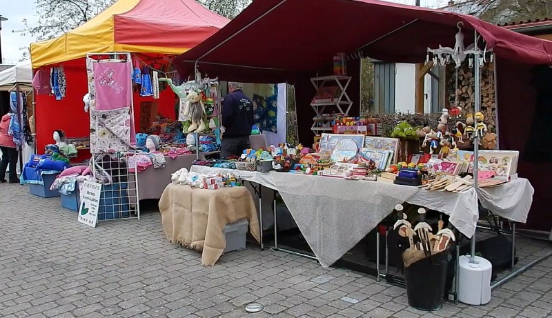 Datei:Osterbrücker Ostermarkt 2017 (7).jpg